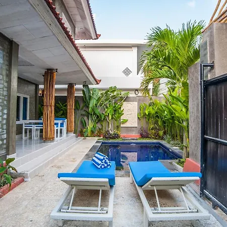 Ryuji Villa In Seminyak Exterior photo